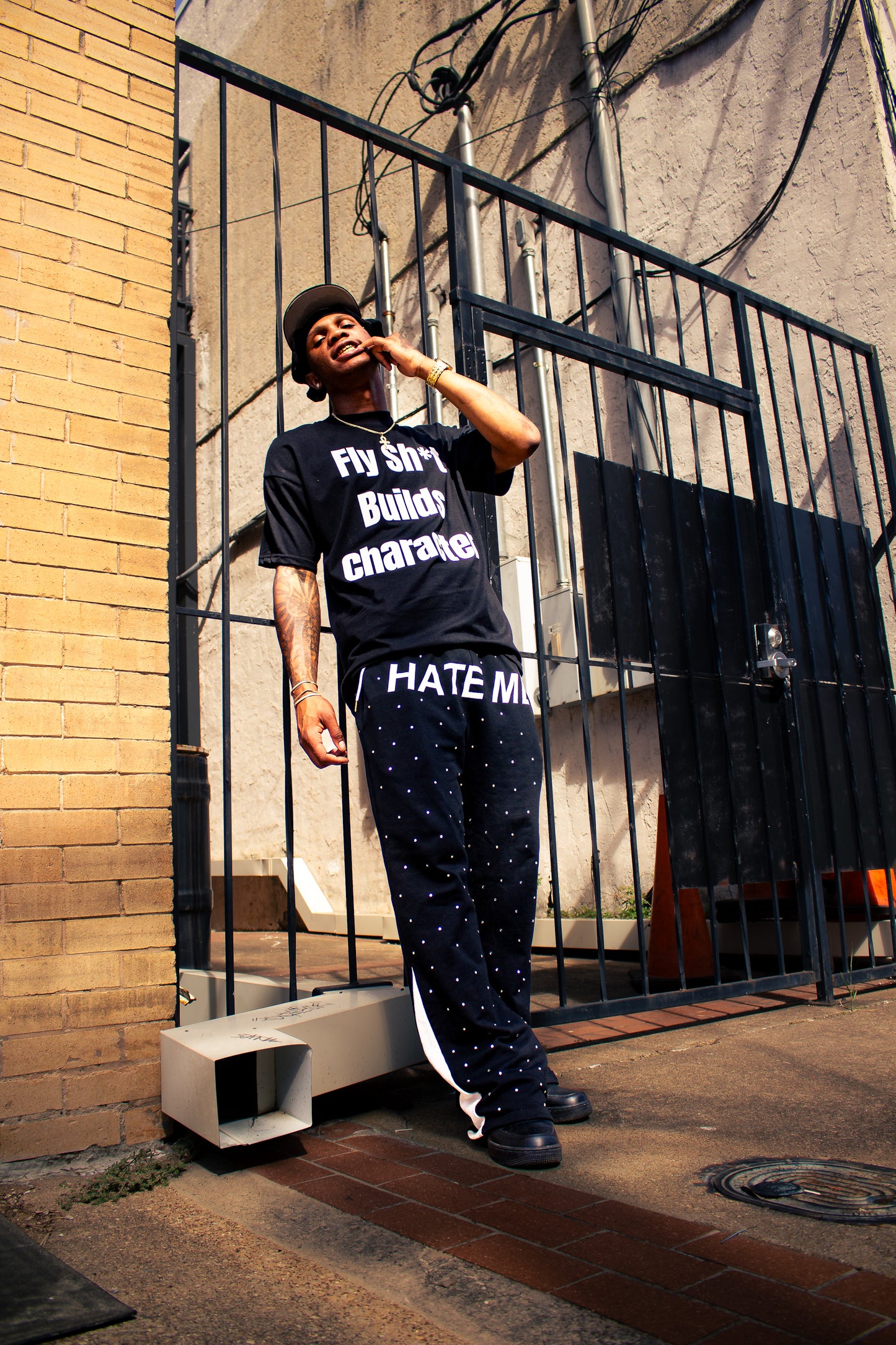 H8TRED RHINESTONE SWEATPANTS